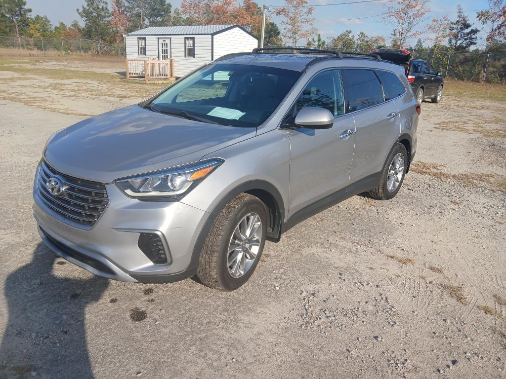 2018 Hyundai Santa Fe SE's photo