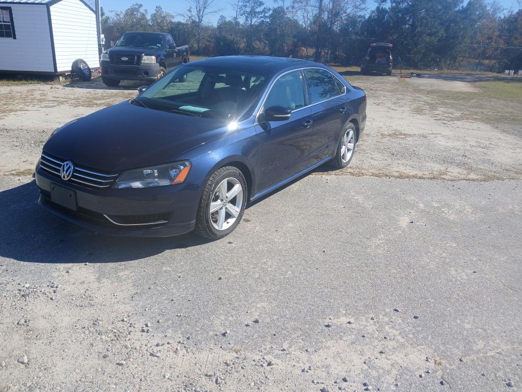 2013 Volkswagen Passat SE