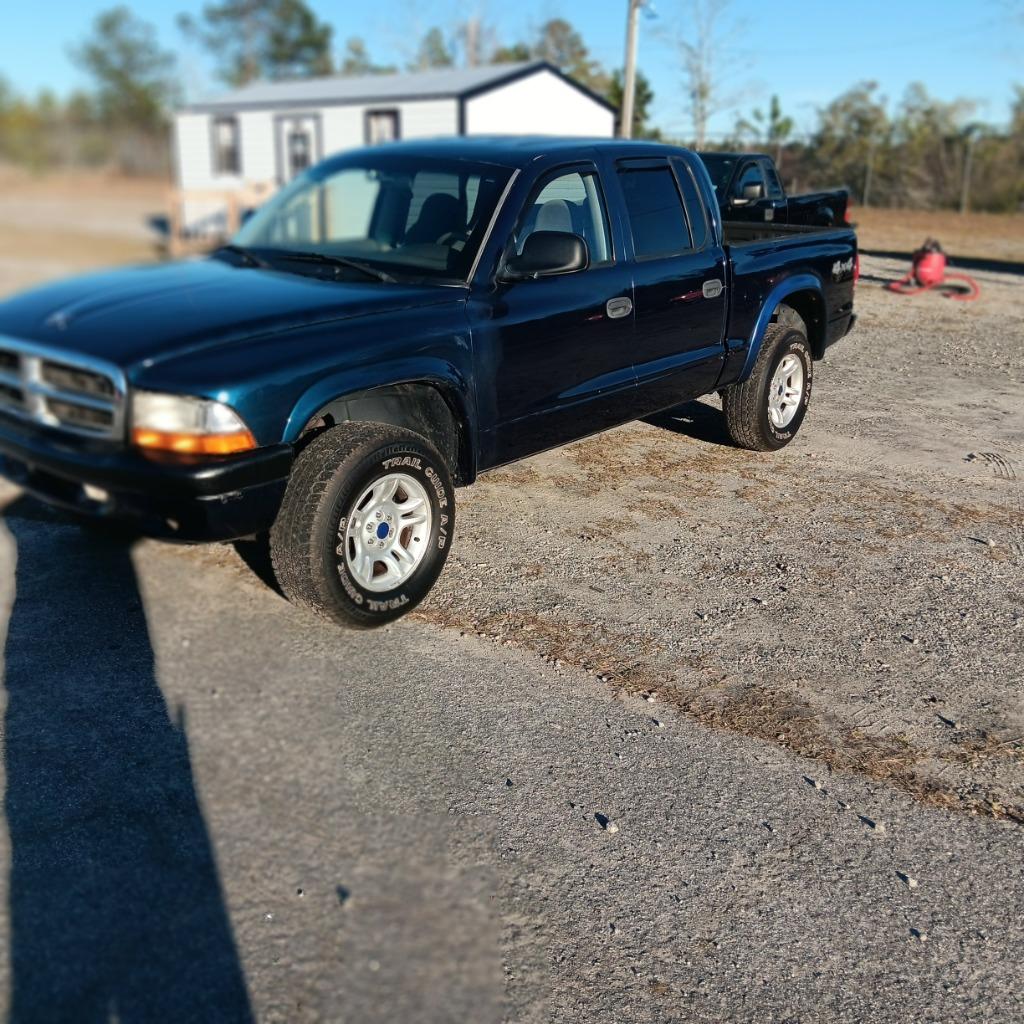 2004 Dodge Dakota Sport's photo