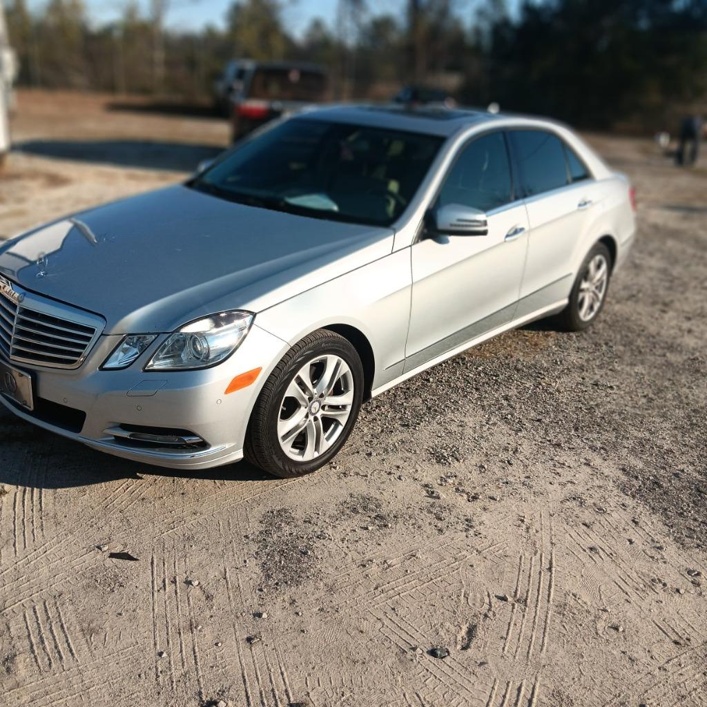 2011 Mercedes-Benz E-Class E 350's photo