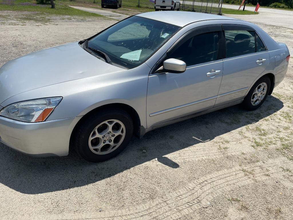 2005 Honda Accord LX 5AT's photo